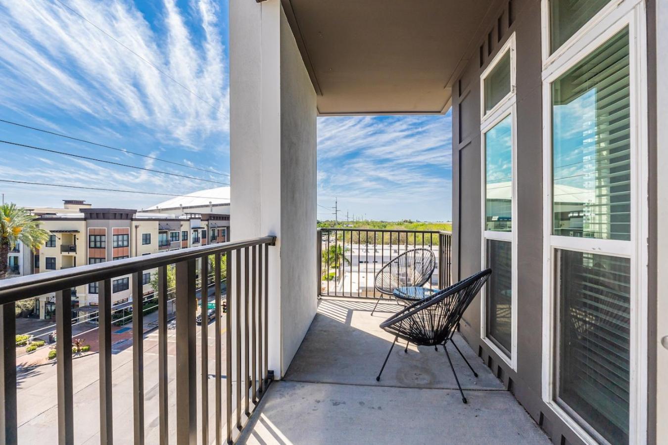 Central Avenue 2 Bed Mins From Tropicana Field St. Petersburg Bagian luar foto